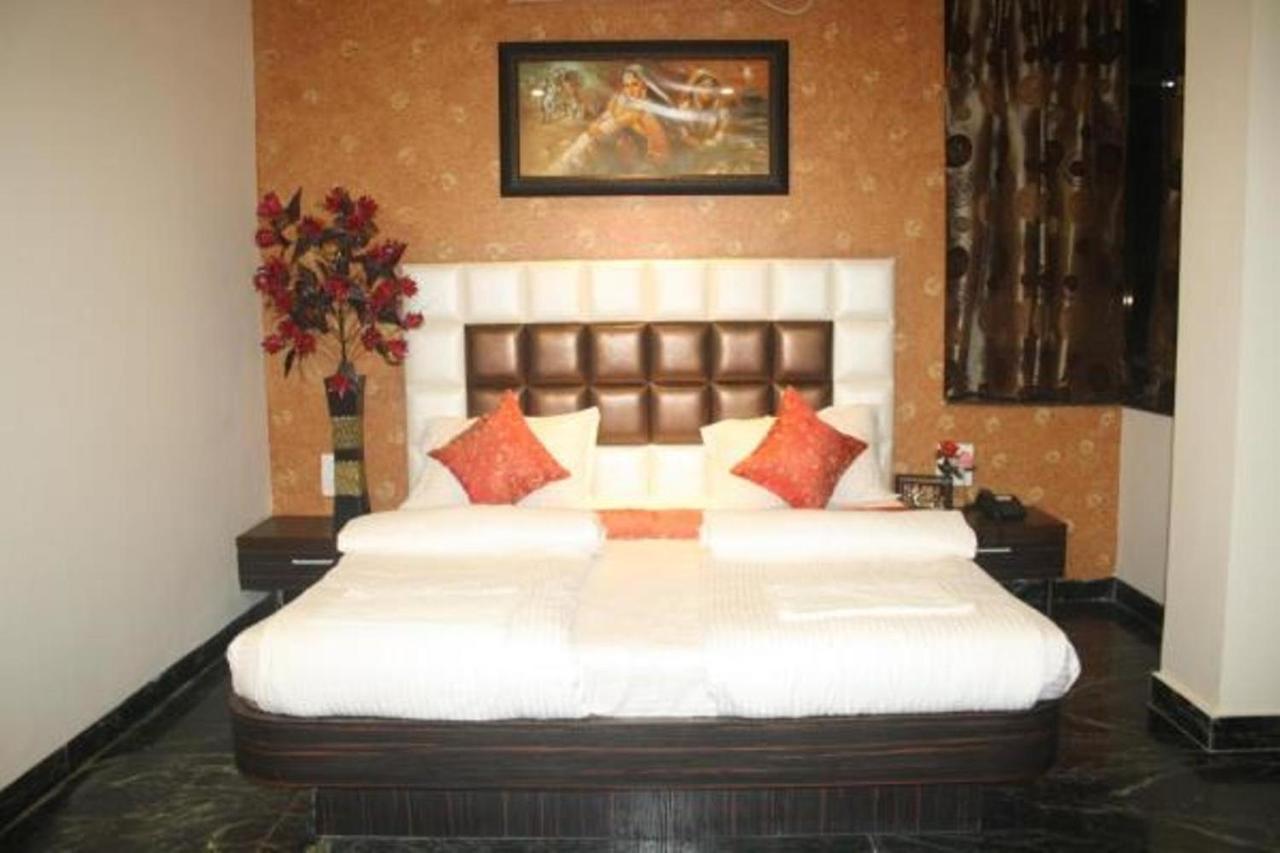 Hotel Pink Pearl Raigarh Exterior foto